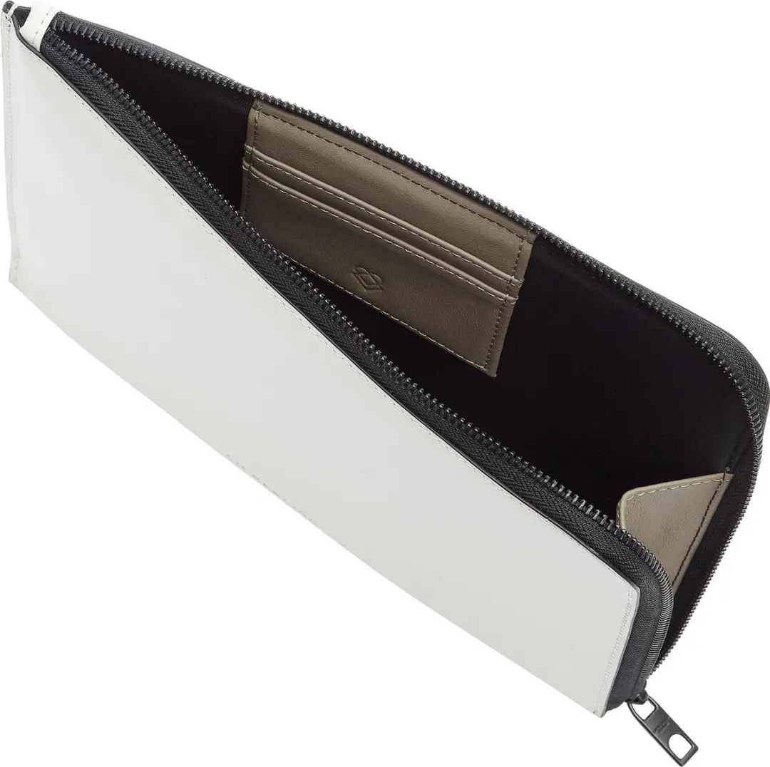 Liebeskind Berlin Paper Bag Tablet Case 7.9" - Coconut