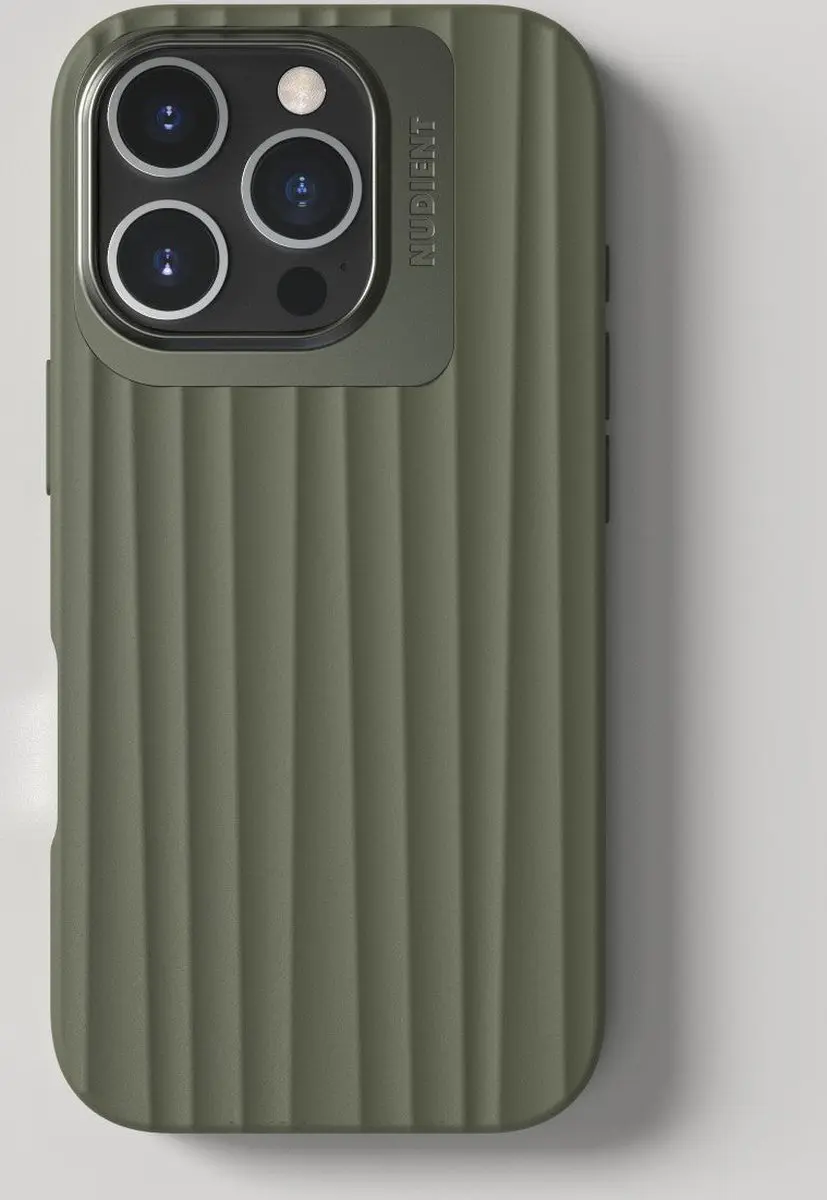 Nudient Bold MagSafe Hoesje iPhone 16 Pro - Groen