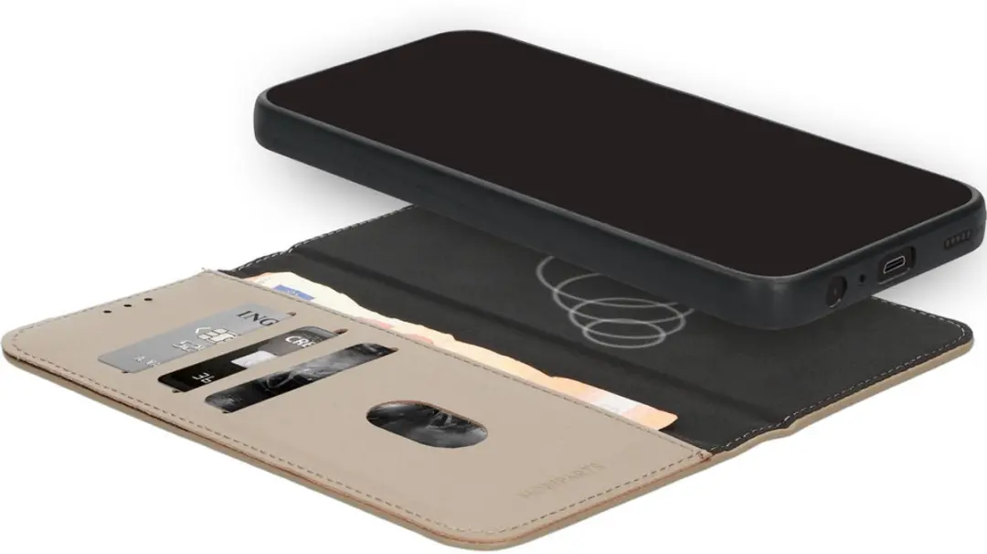 Mobiparts MP-130629 iPhone 17 Hoesje - Wallet 2-in-1 Beige