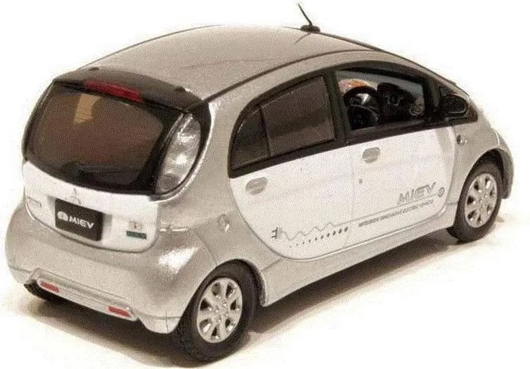 Mitsubishi i-MiEV 1:43 Vitesse