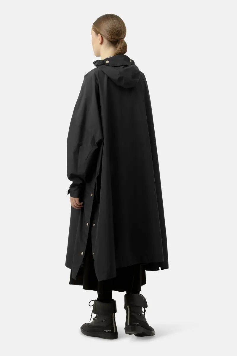 Ilse Jacobsen Regenponcho RAIN221SP - Black