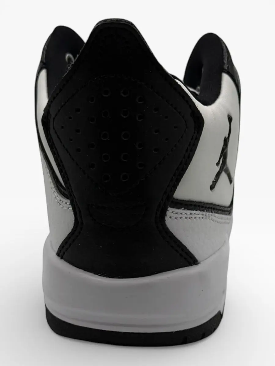 Jordan Courtside 23 Sportschoenen GS - Wit/Zwart - Maat 40