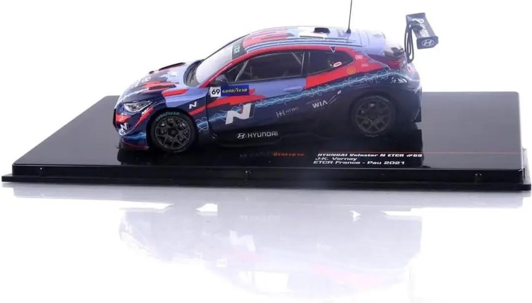 Hyundai Veloster N ETCR #69 IXO Models - 1:43 - Multi-coloured
