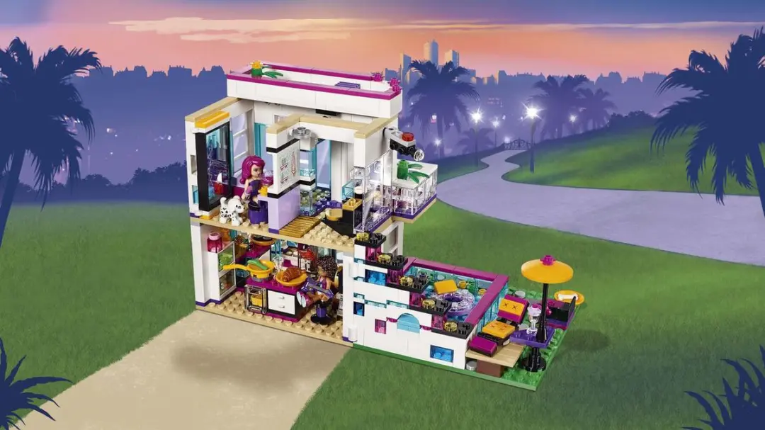 LEGO Friends Livi's Popsterrenhuis 41135 - 597 Stukken