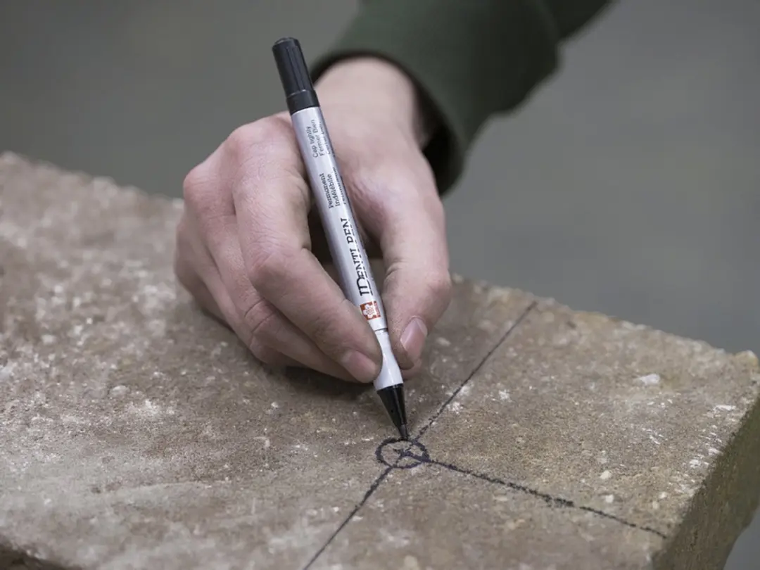 Sakura Identi Pen Rood