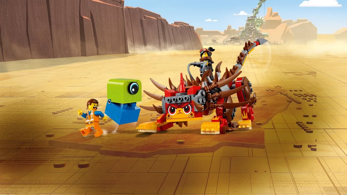 LEGO The Movie 2 Ultrakatty & Strijder Lucy 70827 - 348 Stukken - Paars