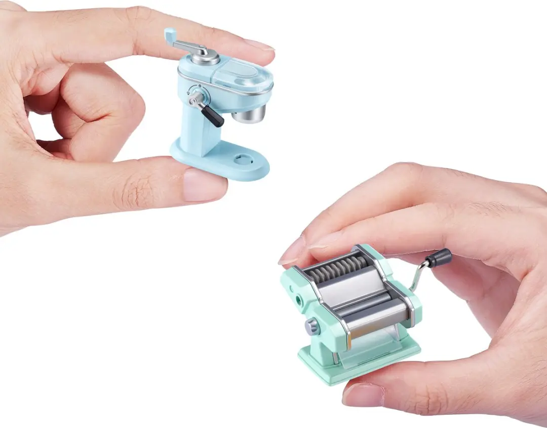 ZURU Mini Brands Magic Cook Kitchen Capsule Pasta Maker 77789D-US - Meerkleurig