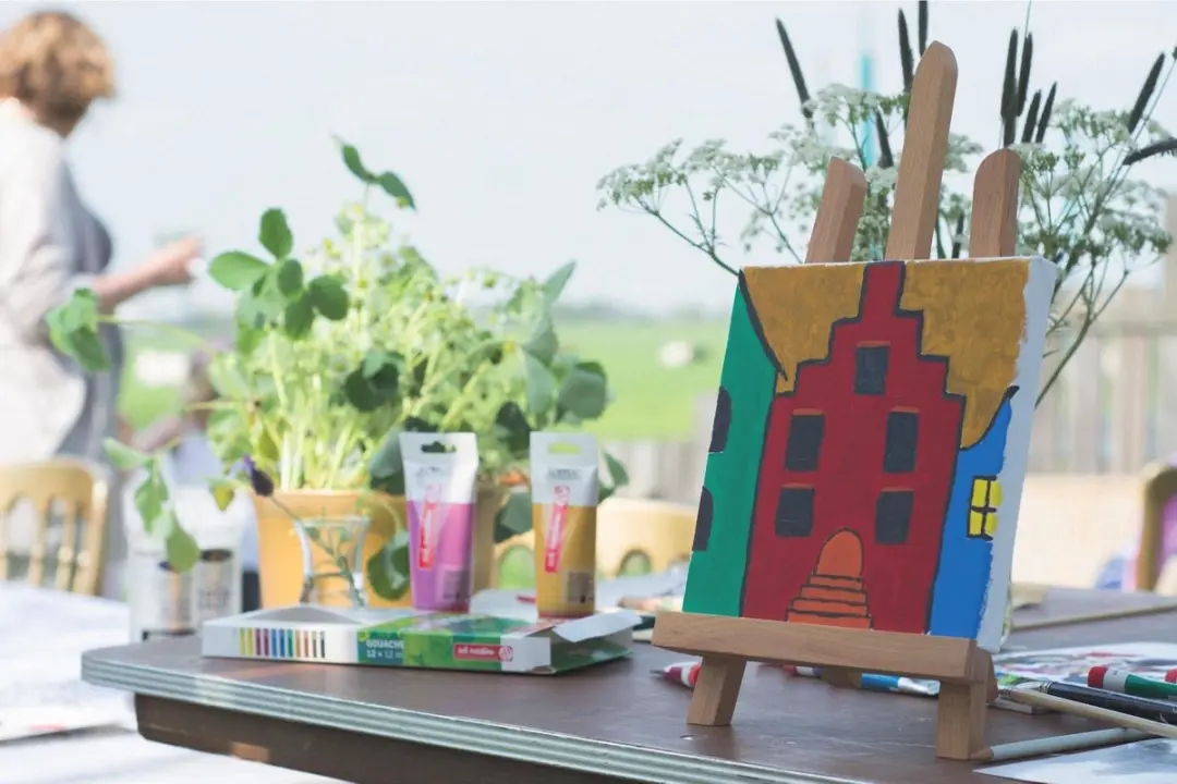 Talens Art Creation Mira Tafel ezel 23x35cm - Meerkleurig