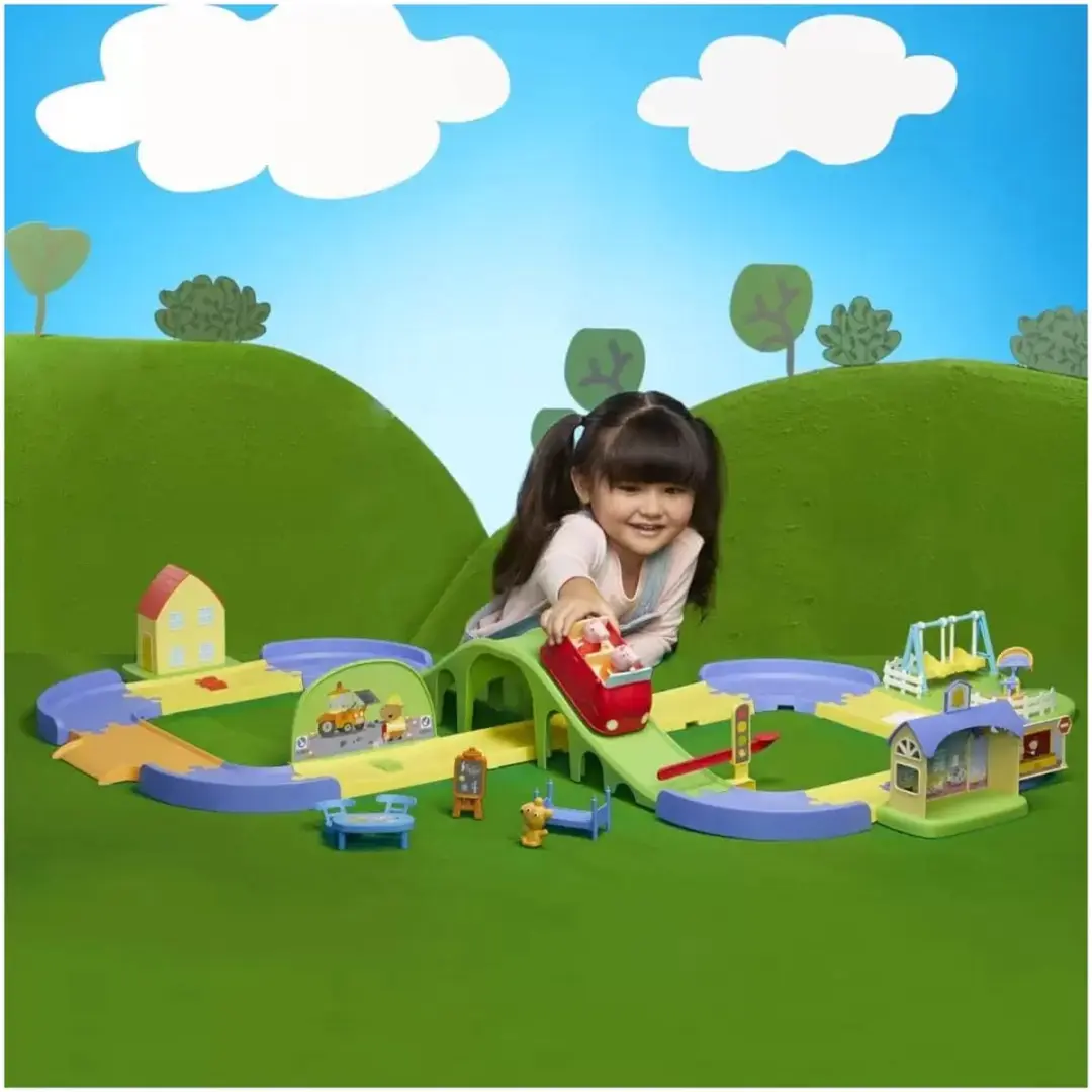 Peppa Pig Peppa's Stad Speelfiguur F4822 - Multikleur