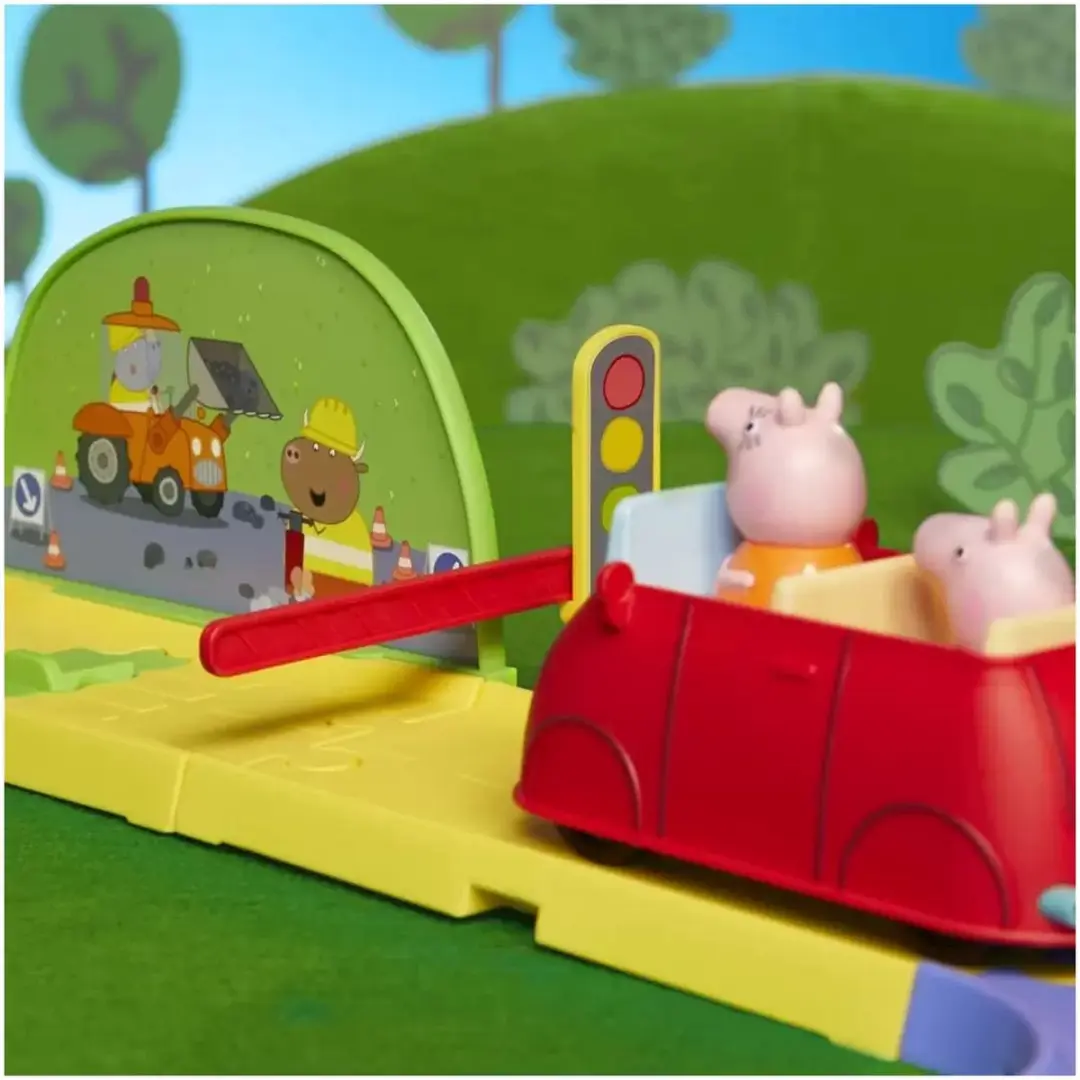 Peppa Pig Peppa's Stad Speelfiguur F4822 - Multikleur