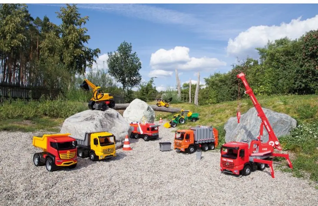 Lena Shovel Giga Trucks SM02142 - Multicolor