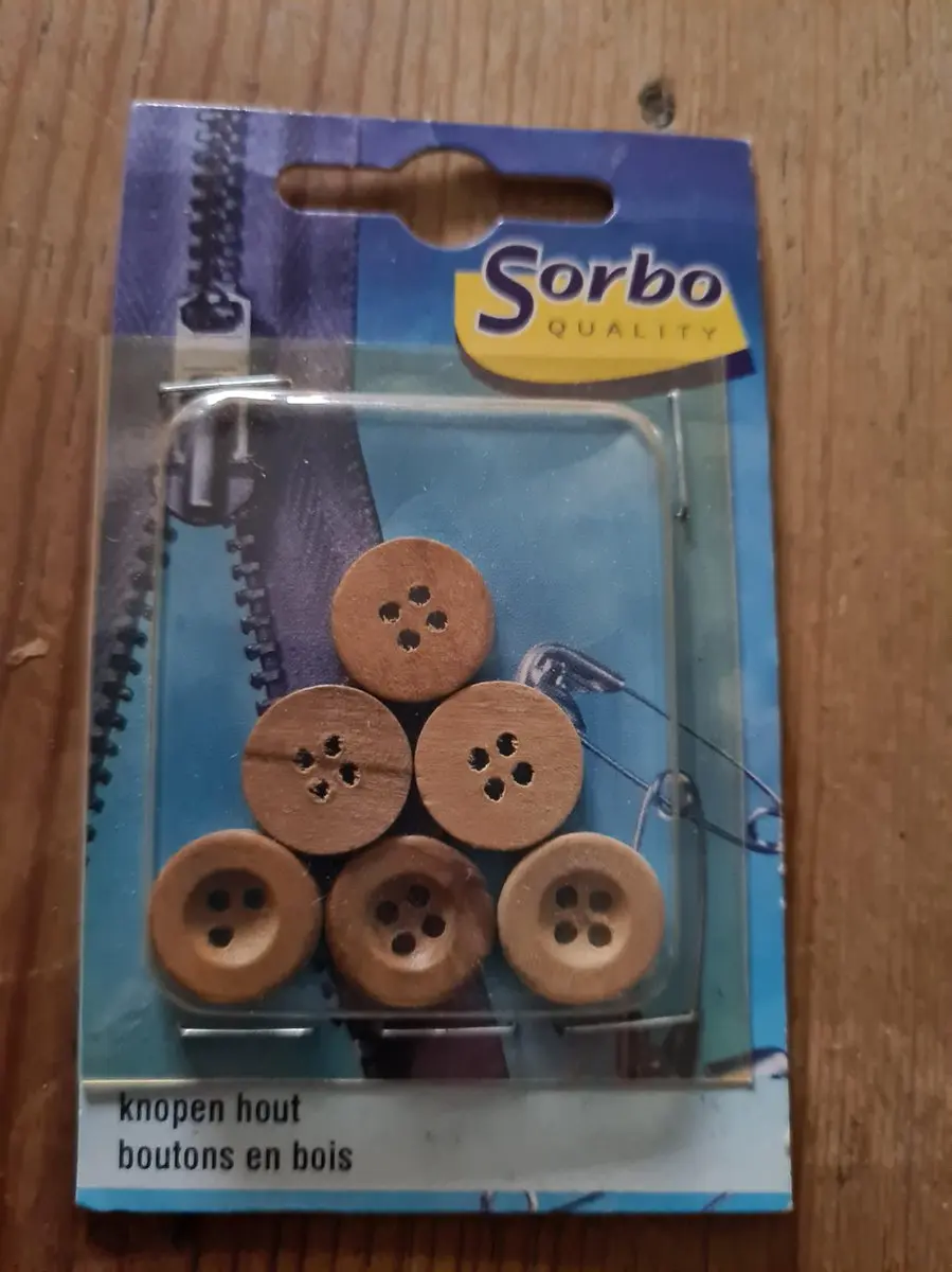 Sorbo 6 Knopen Hout