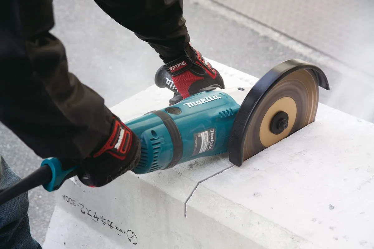 Makita GA9040RF01 Haakse Slijper 230mm