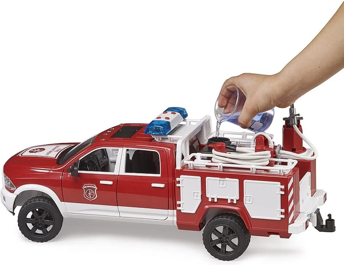 Bruder Dodge RAM 2500 Brandweer Pick-up Rood