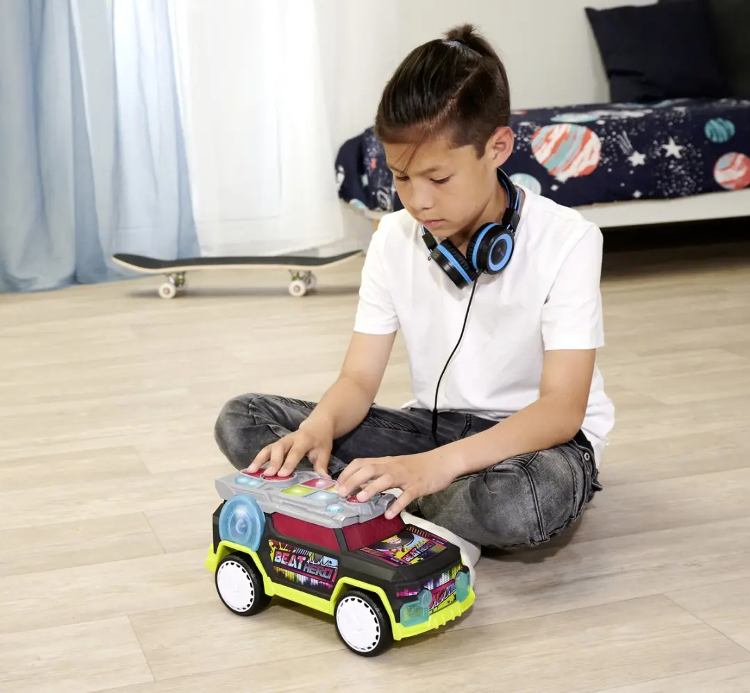 Dickie Beat Hero Auto 33cm - Zwart/Paars/Blauw/Geel