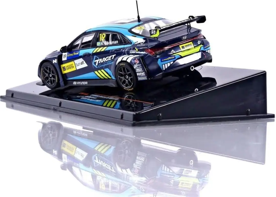 Hyundai Elantra N TCR #19 WTCR Portugal 2021 - 1:43 - IXO Models - Blauw/Turquoise