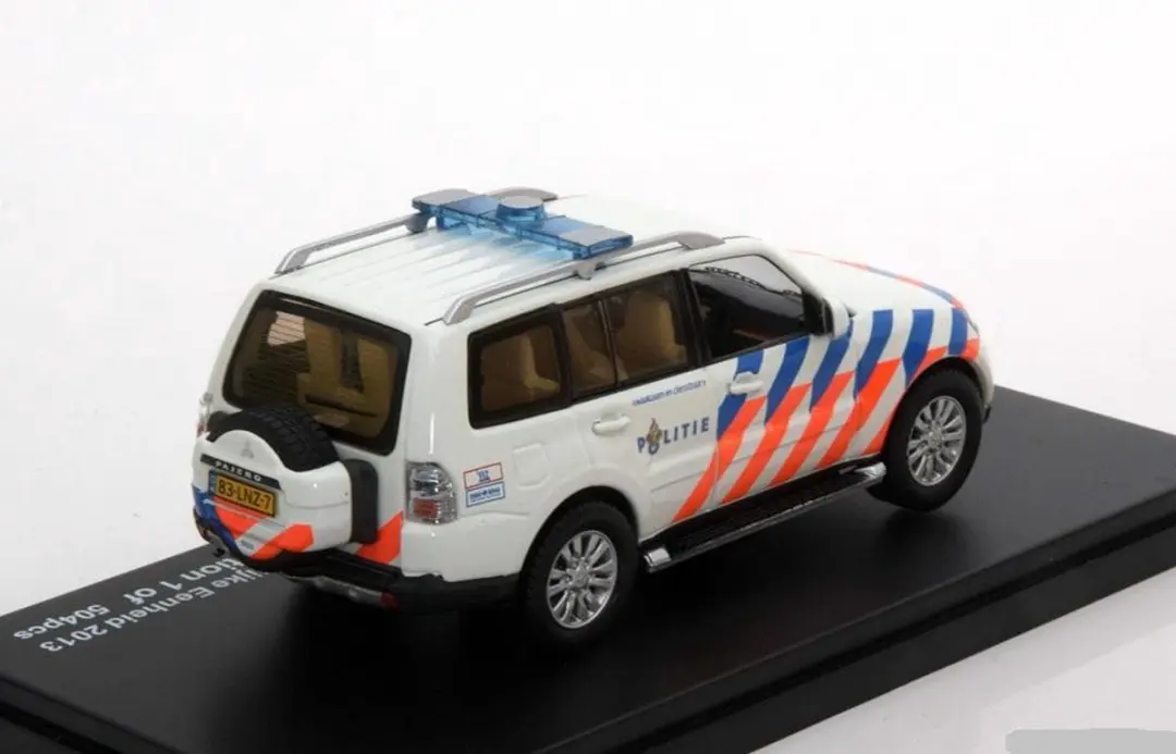 Mitsubishi Pajero Landelijke Eenheid 2013 - Triple 9 Collection 1:43 - Wit