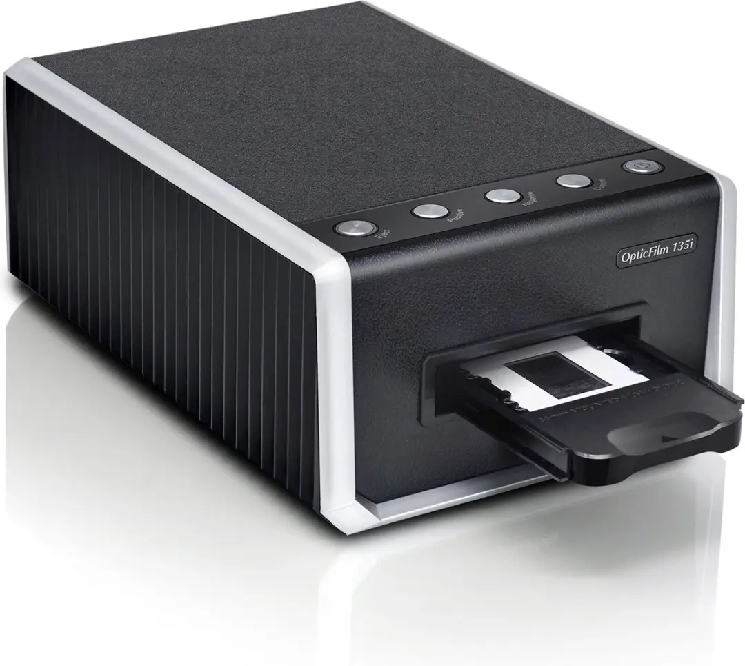 Plustek OpticFilm 135i Diascanner 7200x7200dpi