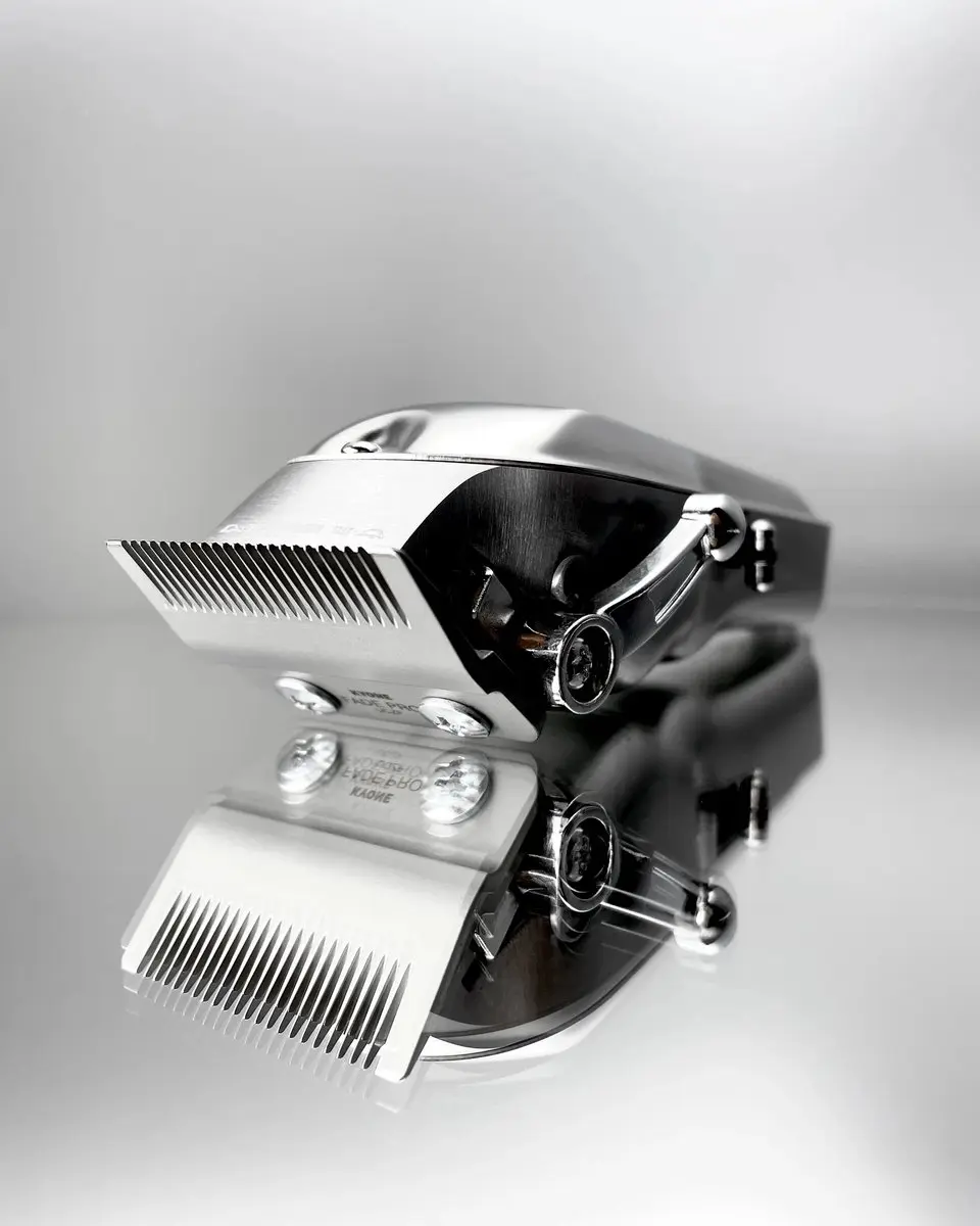 Kyone Ultima Iron Fade Pro Tondeuse 7000 RPM - Zilver