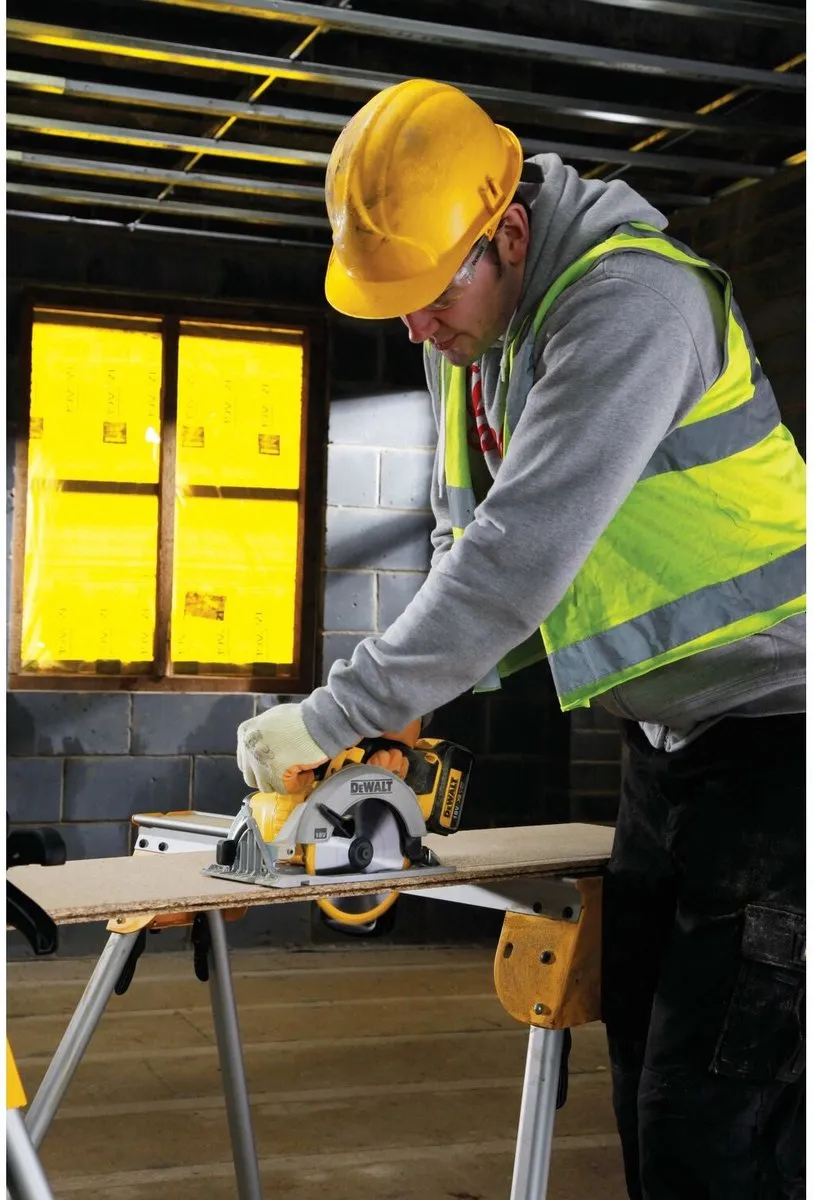 DeWalt DCS391N Accu Cirkelzaag 165mm 460W