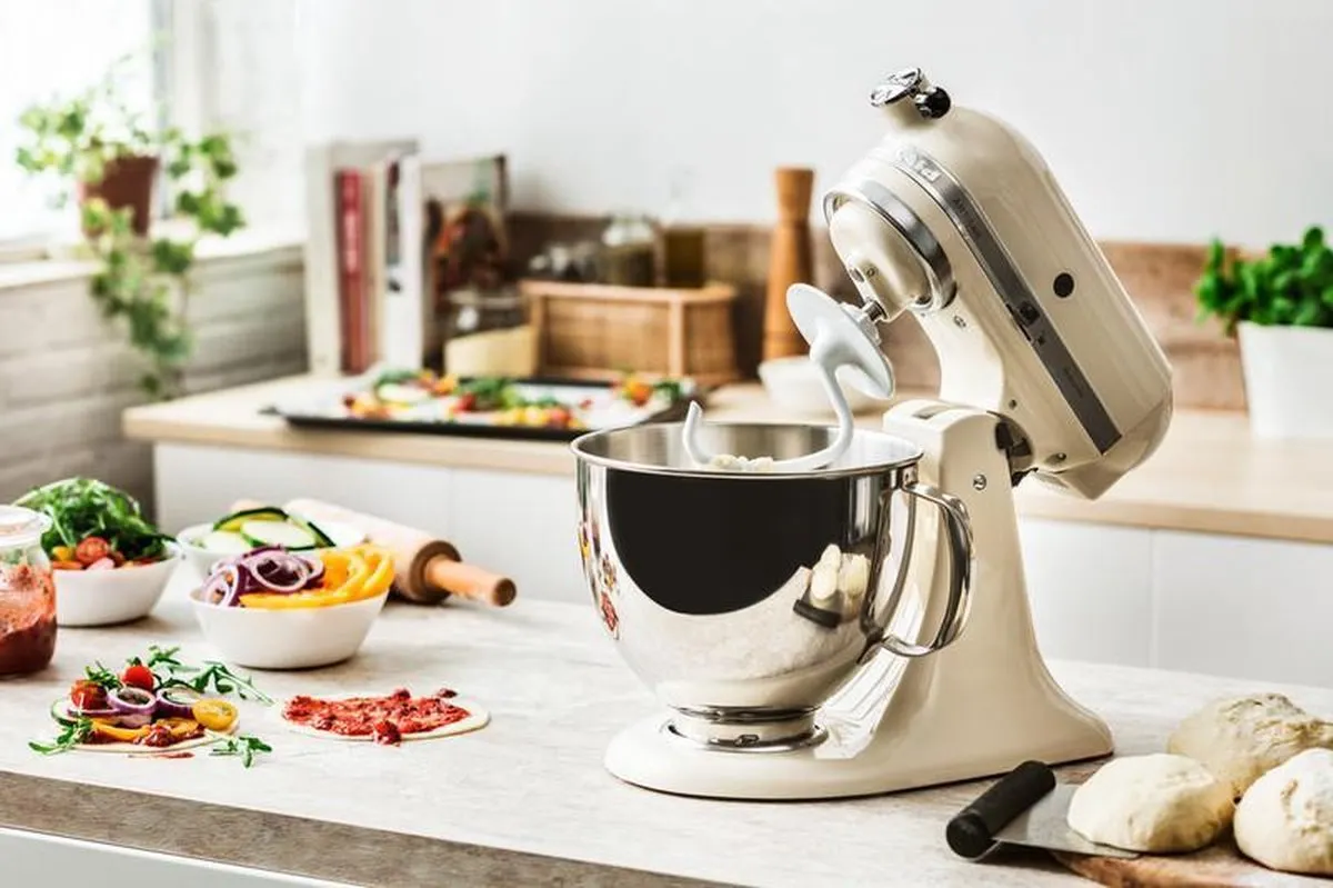 KitchenAid Artisan 5KSM175PSEFL Keukenmachine - Crème