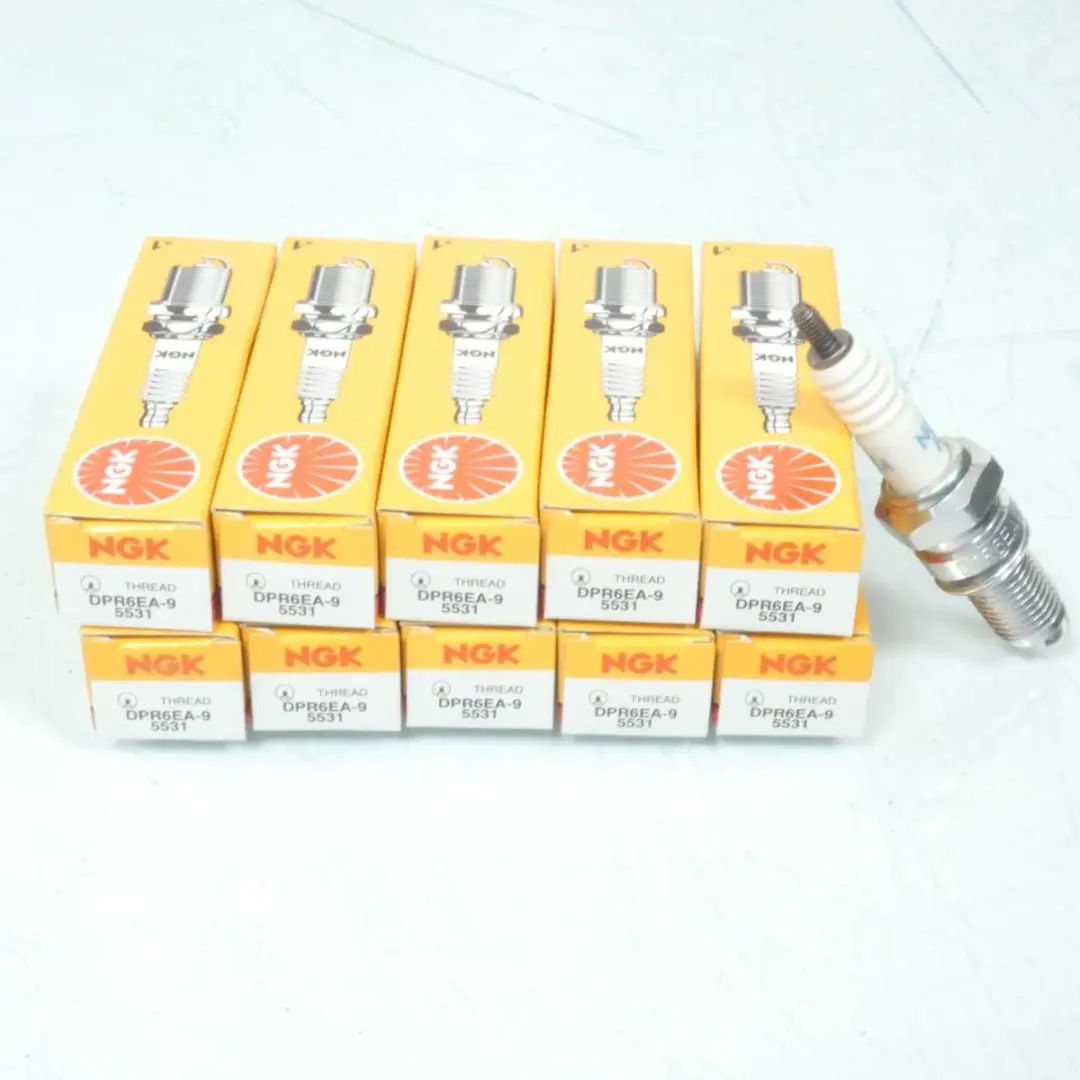 NGK DPR6EA-9 Bougie Scooter Kymco 300 Grand Dink 2012-2020 - Wit