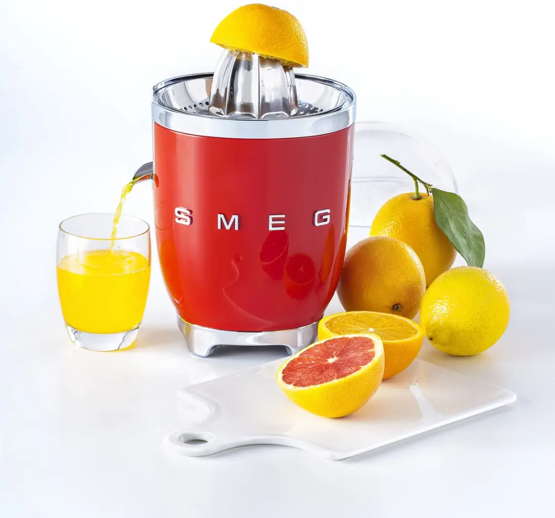 Smeg Citruspers CLF01RDEU - 70W - Rood
