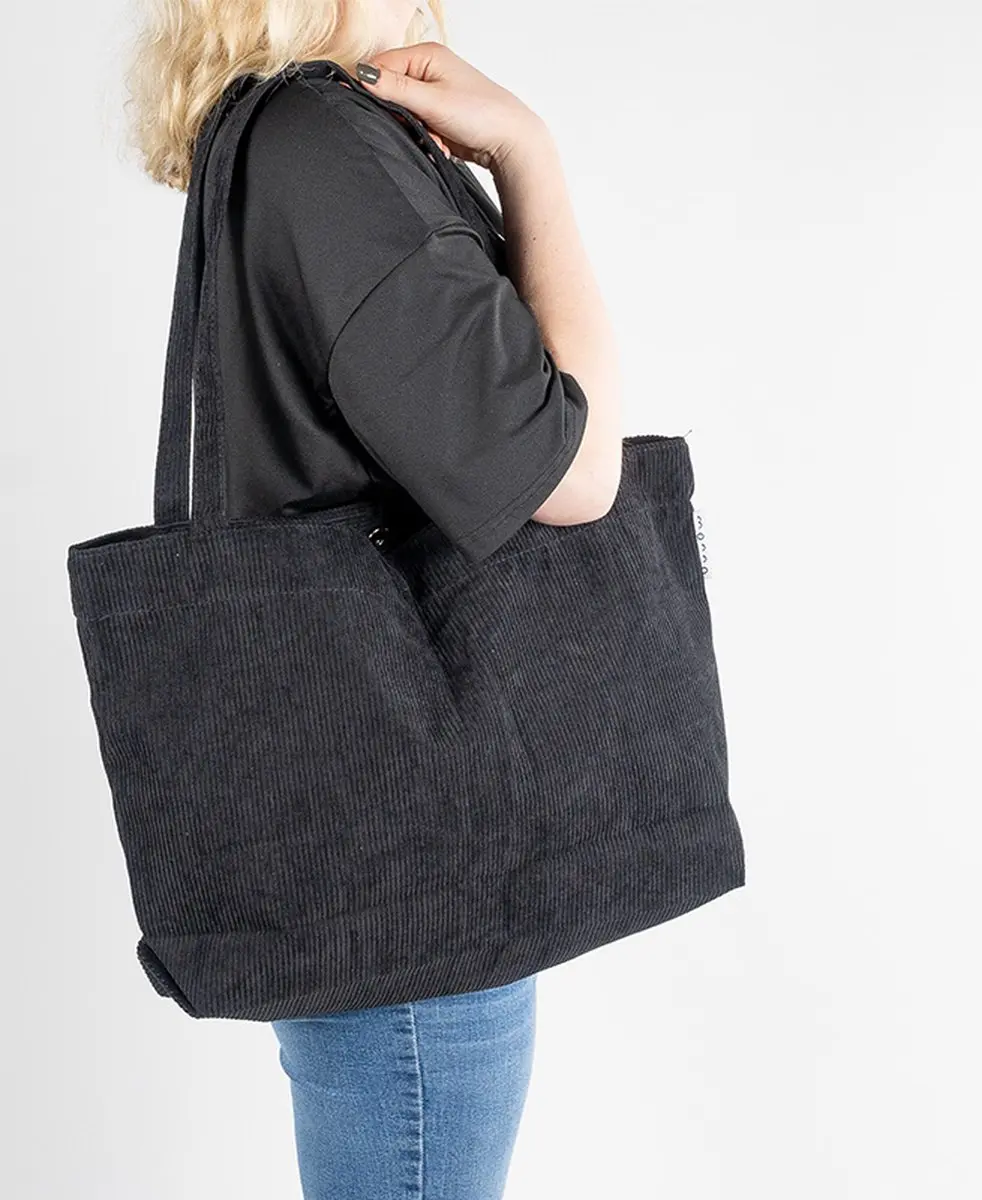 Monnq Totebag Romy - Zwart
