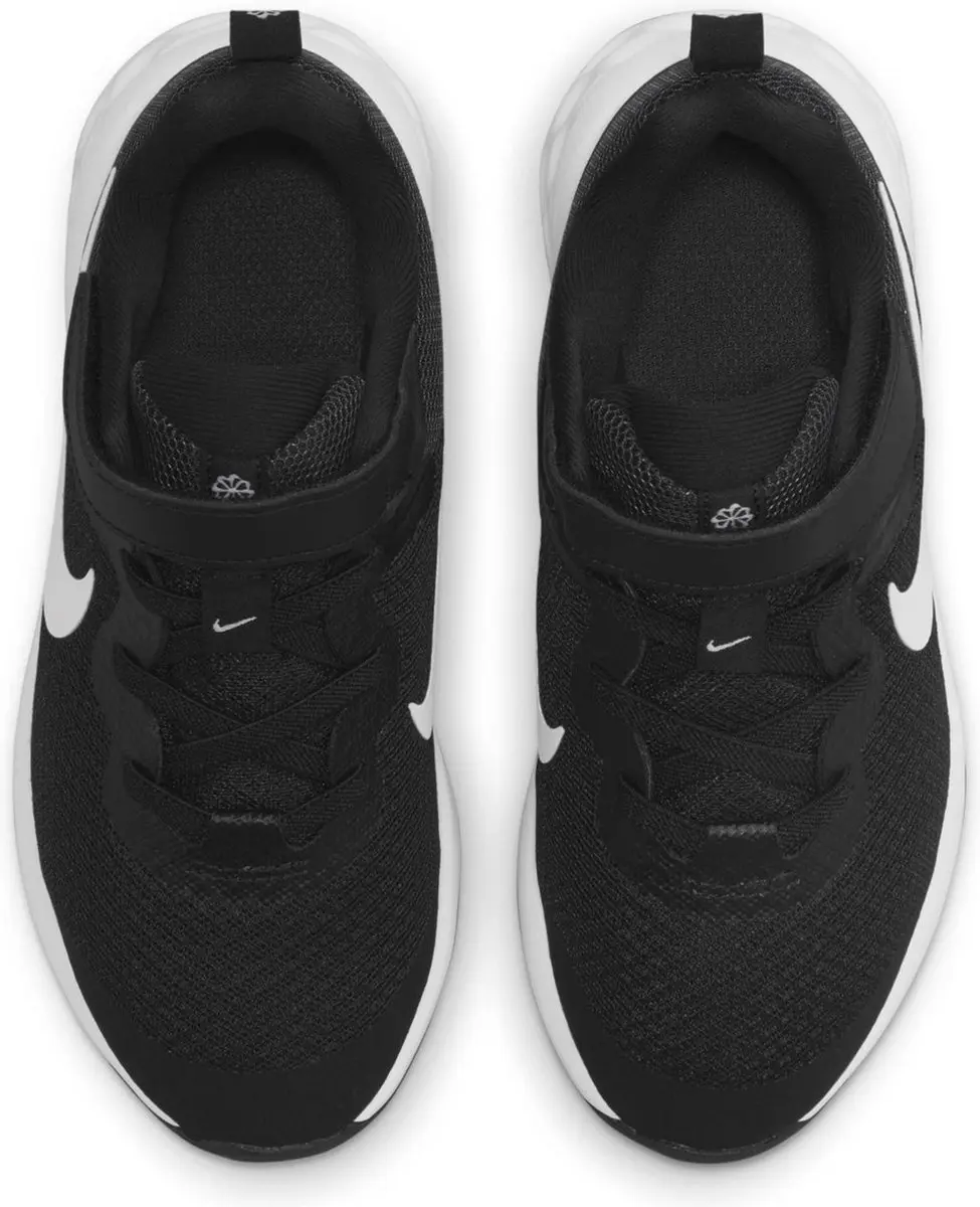Nike Revolution 6 Sportschoenen - Maat 35 - Zwart/Wit