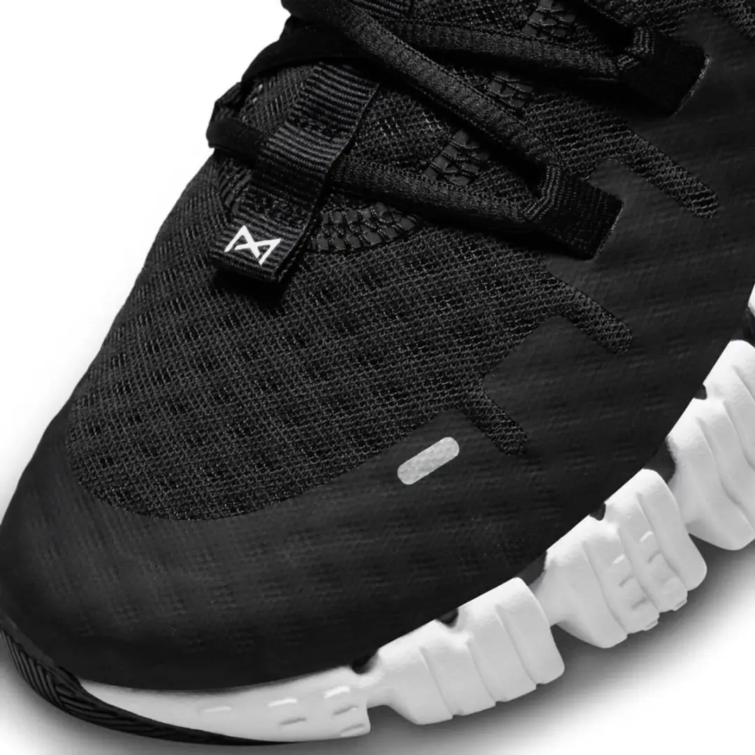 Nike Free Metcon 5 Sportschoen DV3949-001 - Zwart/Wit - Maat 42.5
