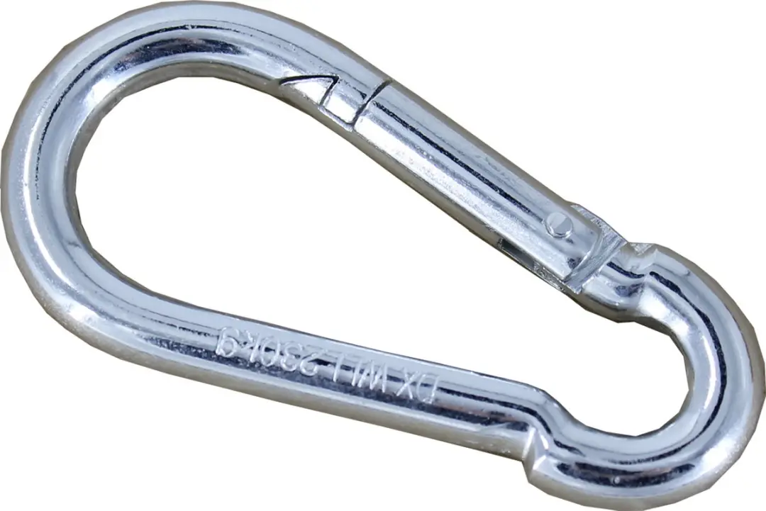 Legend Bokszak 120cm Zwart - Hangend met ketting