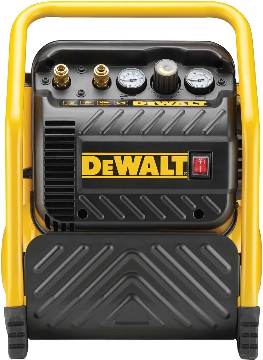 DeWalt DPC10QTC Draagbare Compressor 1100W - 10L 8.7 bar