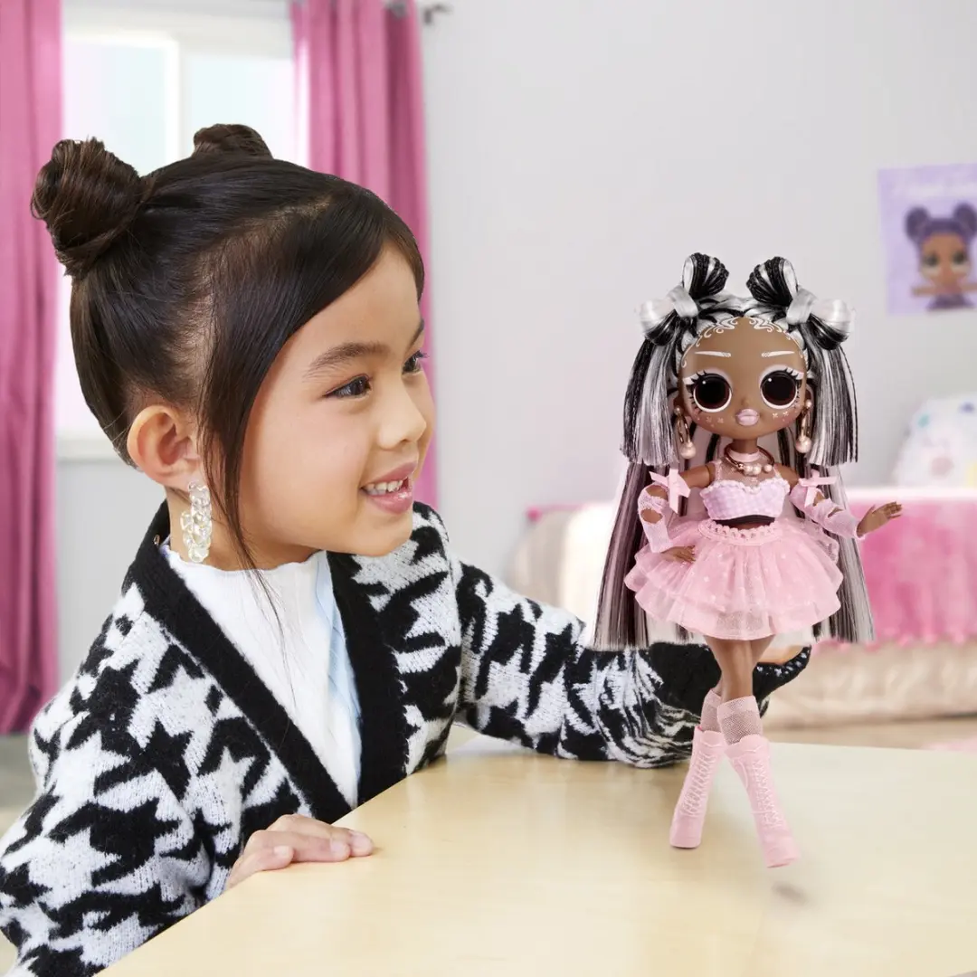 LOL Surprise! O.M.G. Sunshine Makeover Modepop - Switches