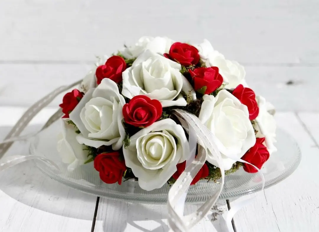 Ideas4seasons Decoratie Roosjes Foam - 12 Stuks - Rood