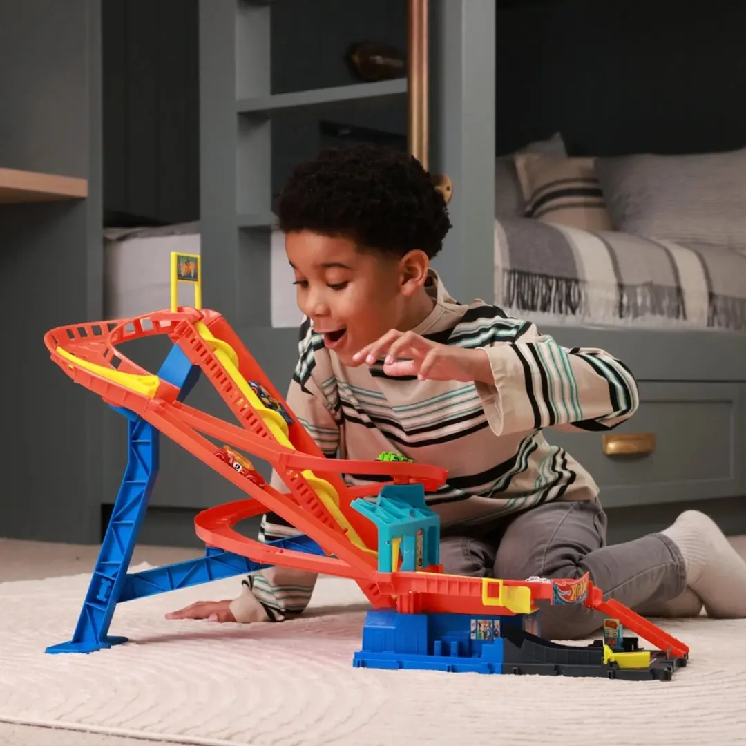 Hot Wheels City Roller Coaster Rally Racebaan - 5 Auto's