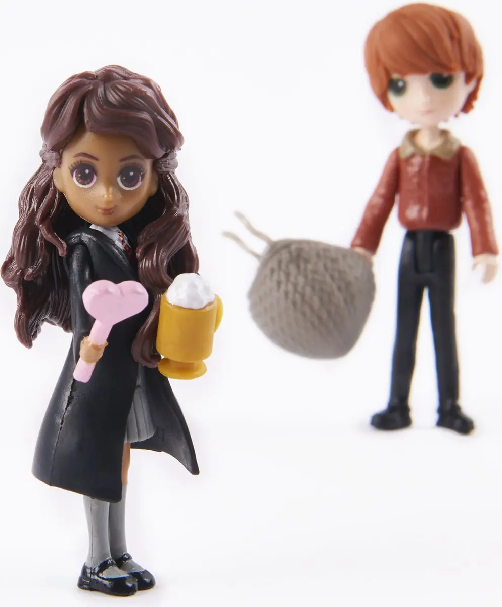 Spin Master Harry Potter Magical Minis Ron Wemel & Parvati Patil