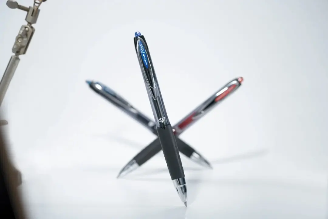 uni-ball Gel Rollerbalpen Signo 207 - Blauw