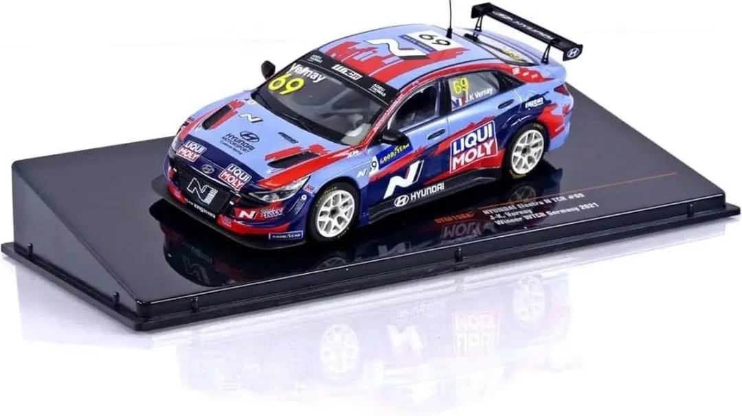 Hyundai Elantra N TCR #69 Winner WTCR 2021 - 1:43 - IXO Models - Blauw/Rood