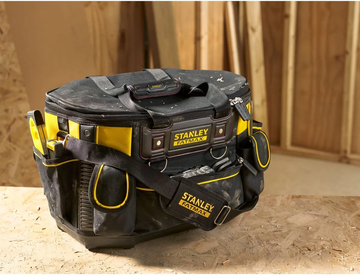 Stanley FatMax Ronde Gereedschapstas 18" FMST1-70749 - 25 kg - Zwart/Geel