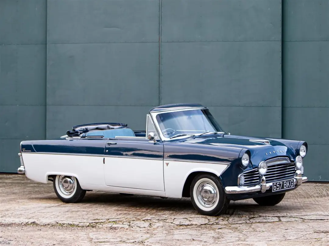 Matrix Ford Zodiac MK II 206E Convertible 1:43 - Blauw/Wit