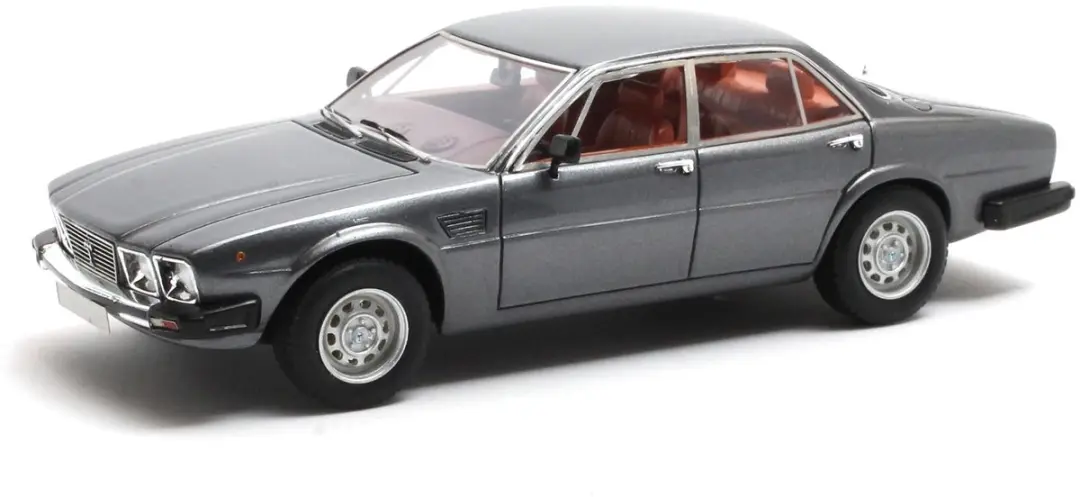 Matrix De Tomaso Deauville Series II 1978-1985 Modelauto 1:43