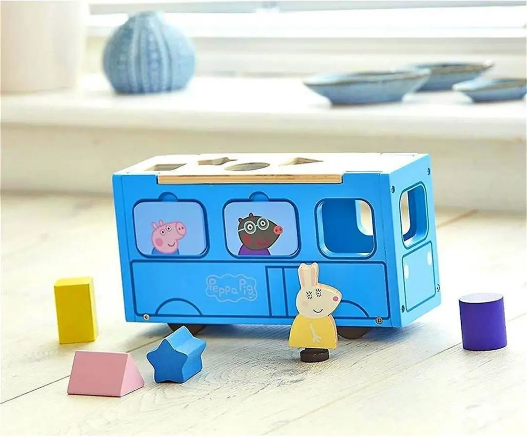 Peppa Pig Wood Play Schoolbus Sorter - Schoolbus Inclusief Vormenstoof