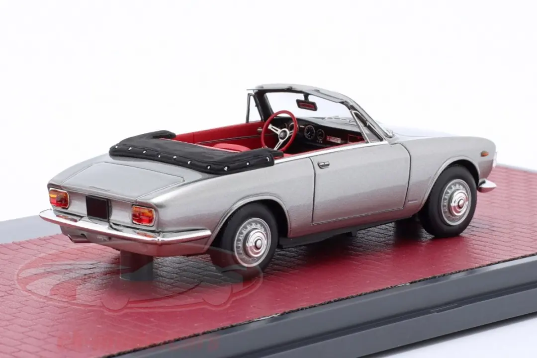 Matrix Alfa Romeo Giulia GTC Touring Cabriolet 1964 1:43 - Grijs Metallic