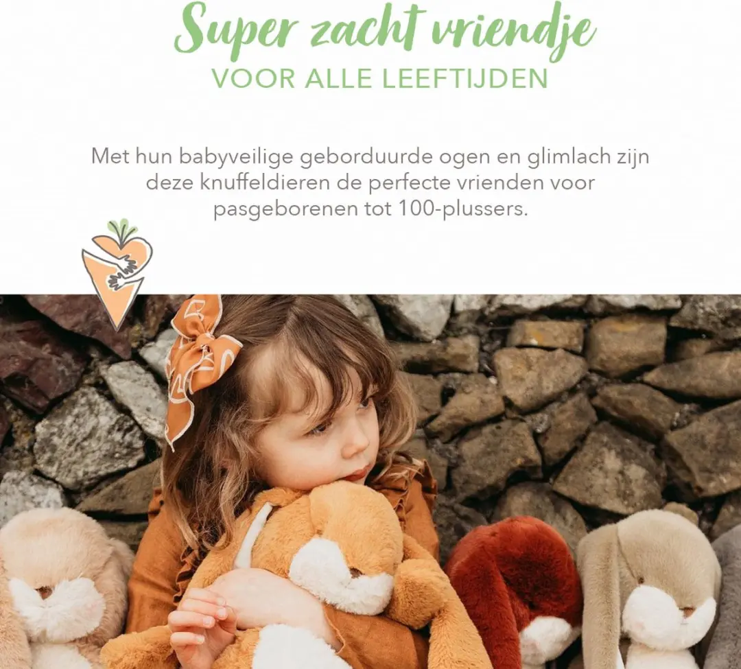 Bunnies By The Bay Floppy Nibble Knuffel - Amandel - 34 cm