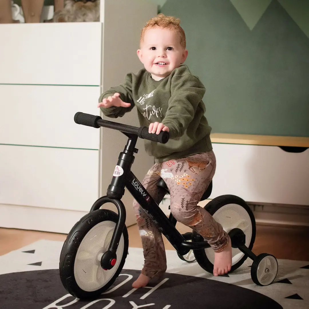 Homcom Kinderbalansfiets Metaal EVA 4 Wielen - 85x36x54cm Zwart