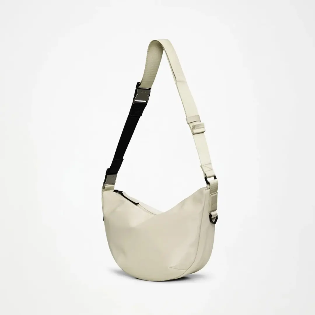 Rains Valera Shoulder Bag 14670R - Beige