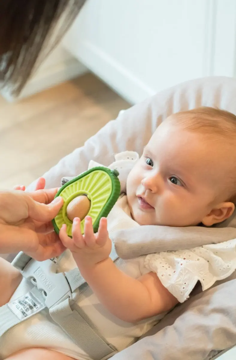 Nûby Avocado Bijtspeeltje - Silicone & Hout 6+ maanden