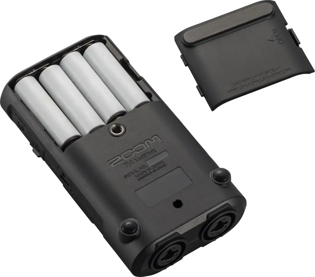 Zoom R4 MultiTrak Mobile Recorder