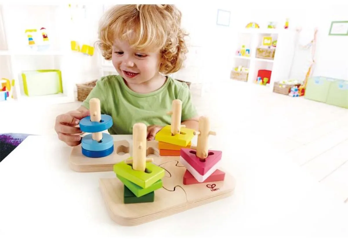 Hape Creatieve Pinnen Puzzel E0411 - 12 Vormen - Veelkleurig