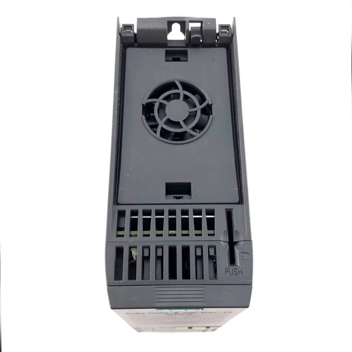 Siemens Frequentieregelaar 6SL3210-1KE13-2AF2 0.75kW